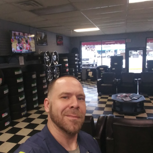 NOAH  B. profile photo