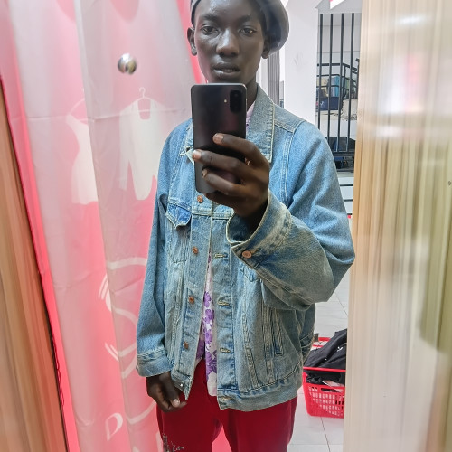 Kadenge K. profile photo