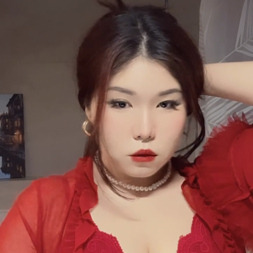 Naziko C. profile photo