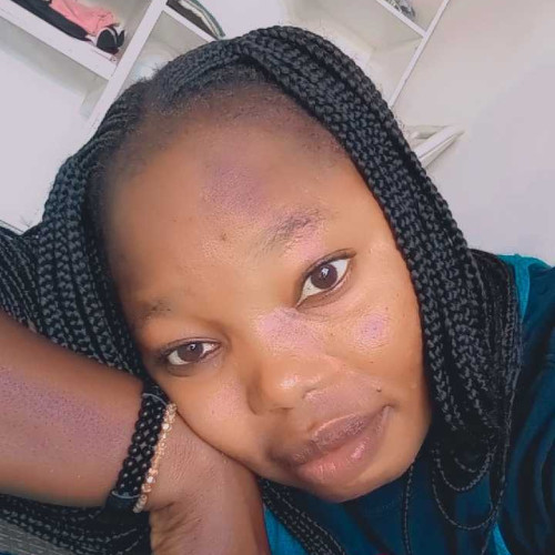 Lona T. profile photo