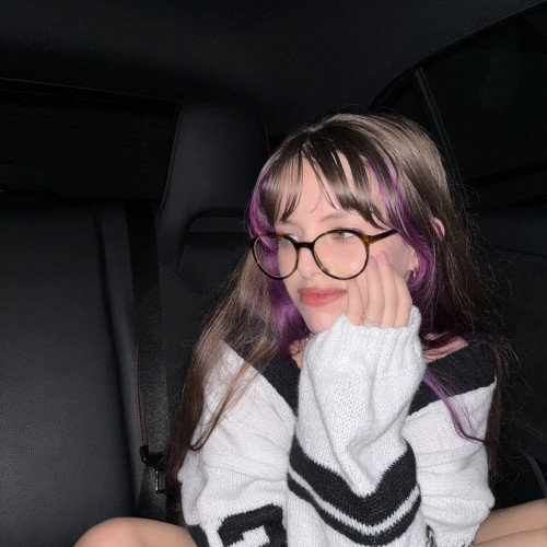 Ella M. profile photo