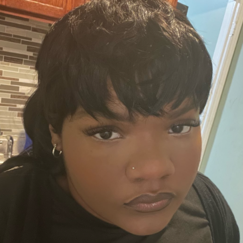 monique r. profile photo