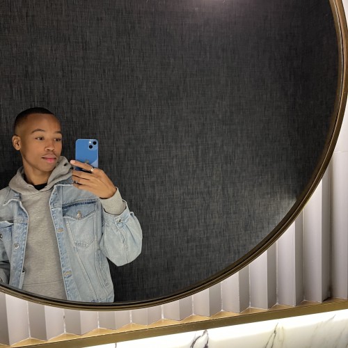 Thyro M. profile photo