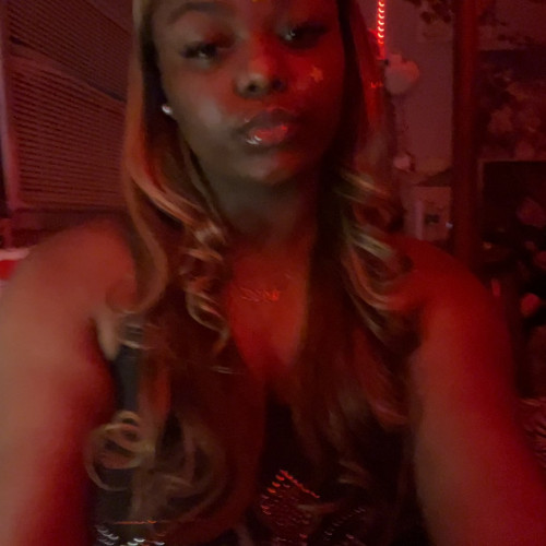 Tati L. profile photo
