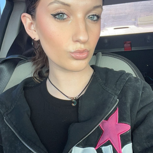 Madelyn B. profile photo