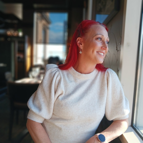 TINA B. profile photo