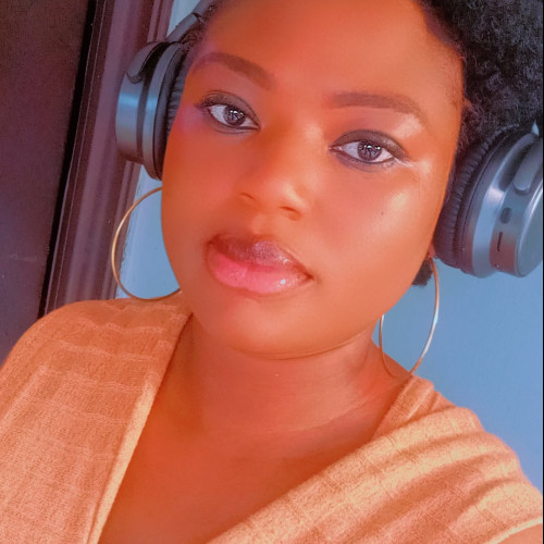 Omolola O. profile photo