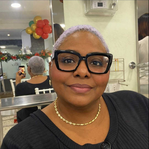 kenia E. profile photo
