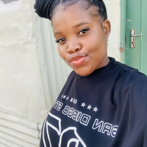 Shella T. profile photo