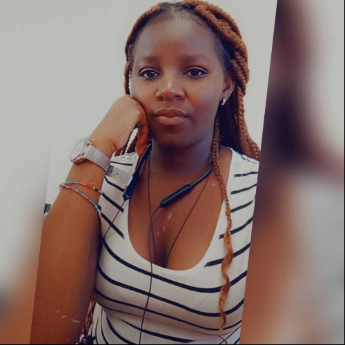 moureen m. profile photo