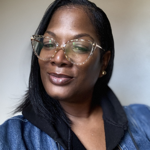 AZELLA L. profile photo