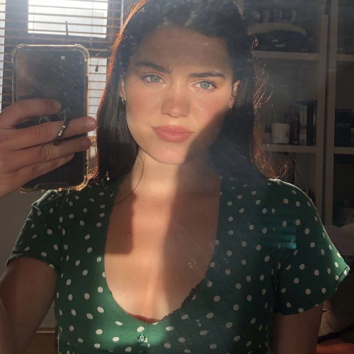 Victoria o. profile photo