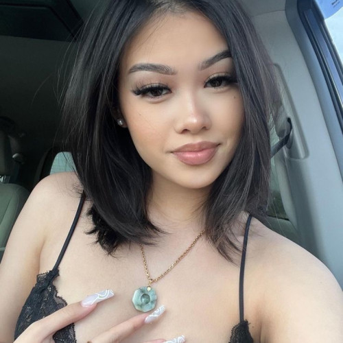 Camilla M. profile photo