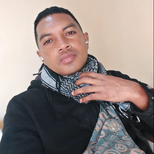 Rovaniaina R. profile photo