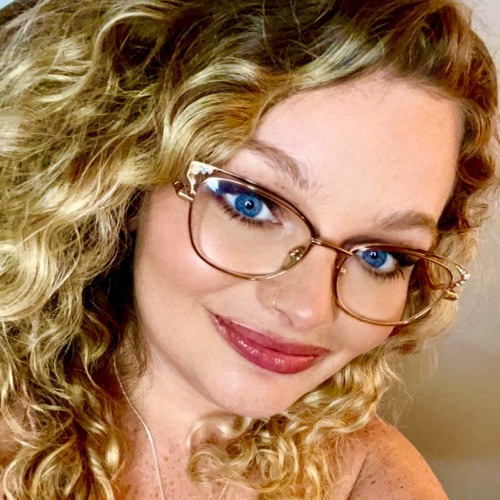 Kayla B.