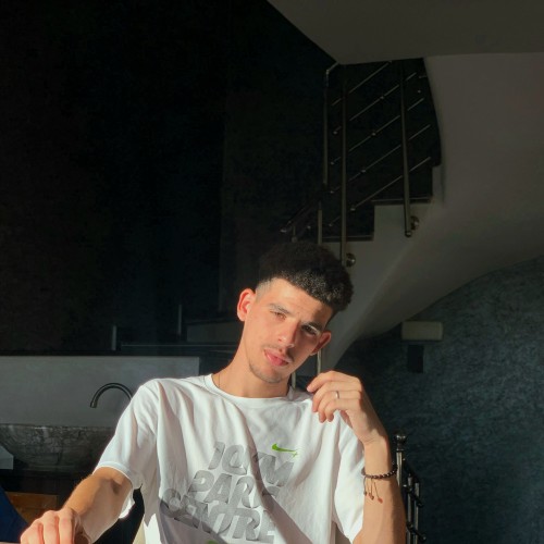 Yassine F.