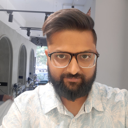 Neer H. profile photo