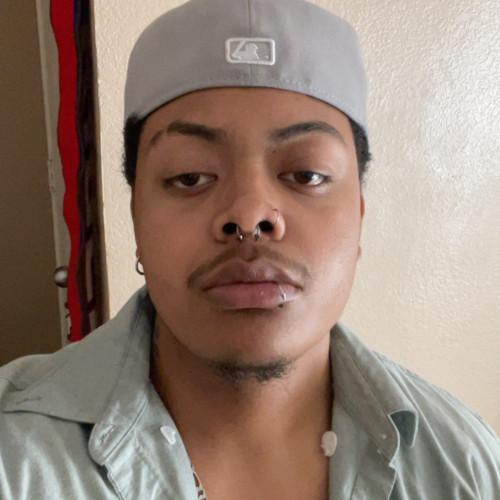 Izaiah W. profile photo