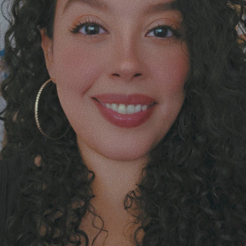 Yanira L. profile photo