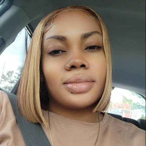 Monique B.