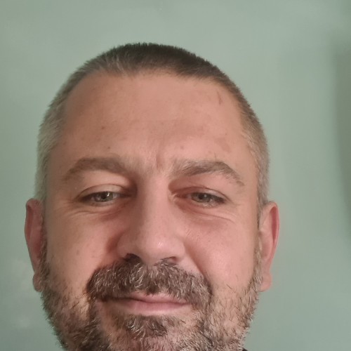 Tomasz M.