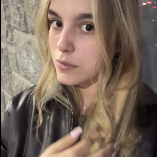xoxo x. profile photo