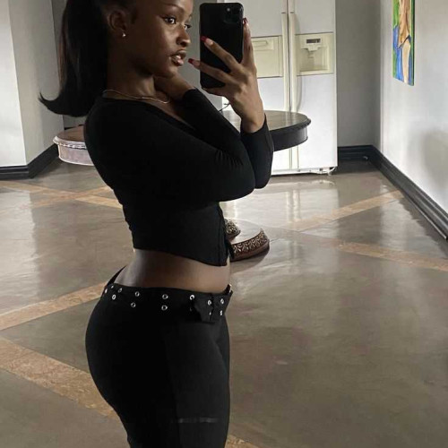 Nelly A.