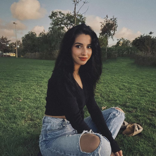 Kamri Y.