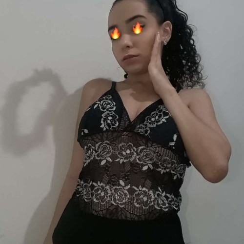 Aline A.