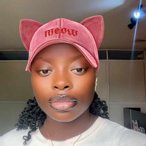 Esther O. profile photo
