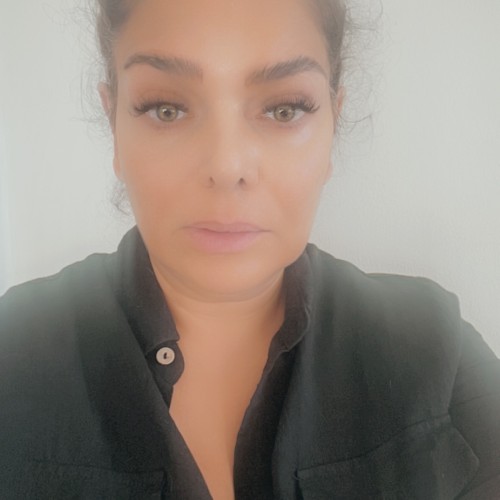 Rose  . profile photo
