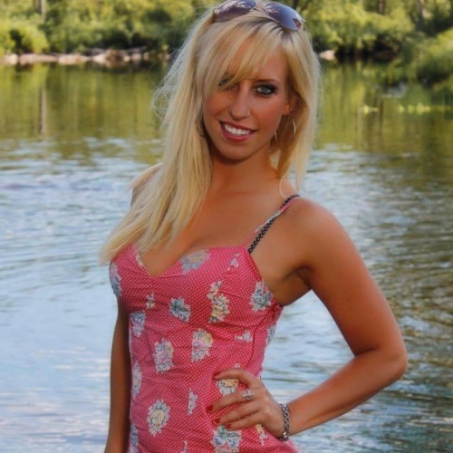 Andi M.