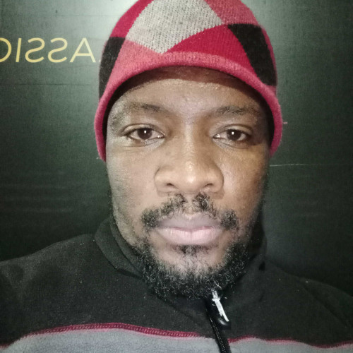 vadie v. profile photo