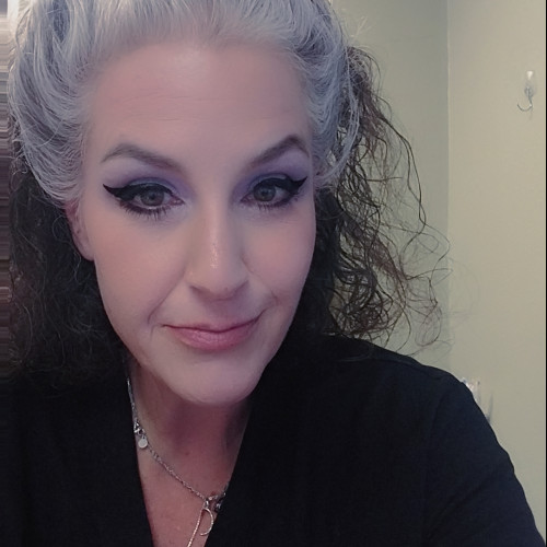 Chivone T. profile photo