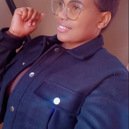 Luyanda G. profile photo