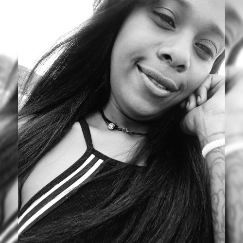 Eliene j.