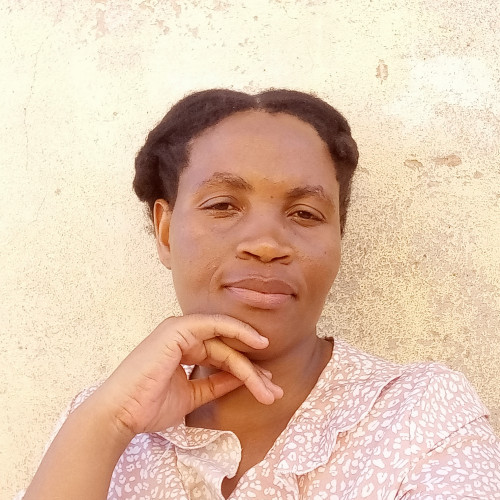 Lyn W. profile photo