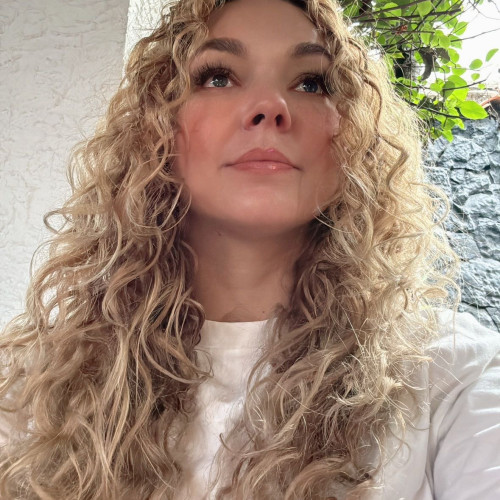 Fernanda L. profile photo