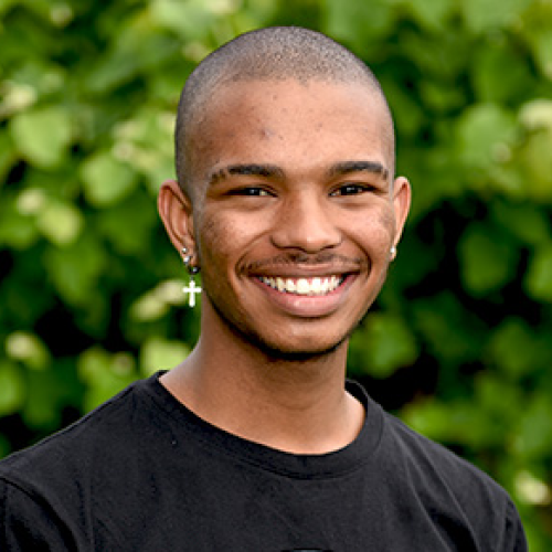 Byron Lee T.