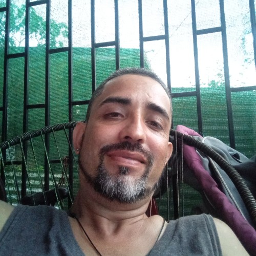 Esteban  L.