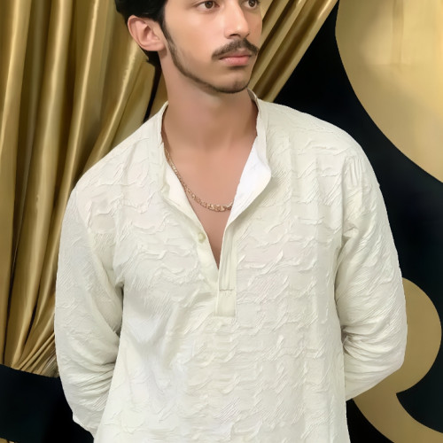 Ali R. profile photo