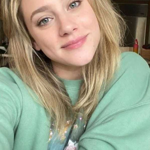 Daniella W. profile photo