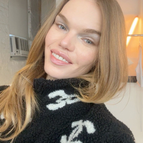 Daphne l. profile photo