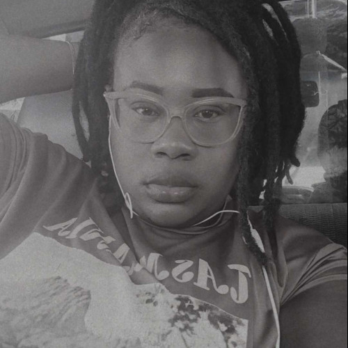 Rinelle G.