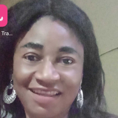 laura e. profile photo