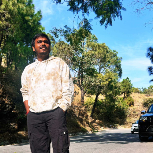 shiva H. profile photo