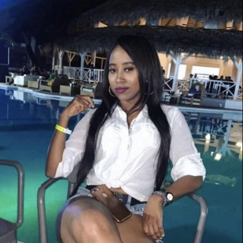 Rubi M. profile photo