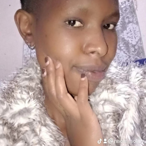 Naomy C.