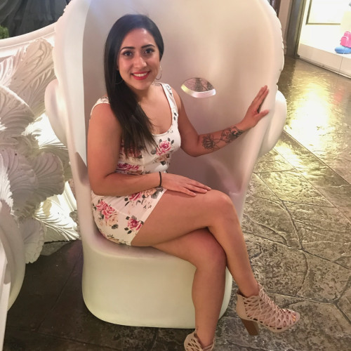 Ava Z.