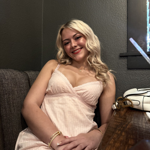 Hallie M. profile photo
